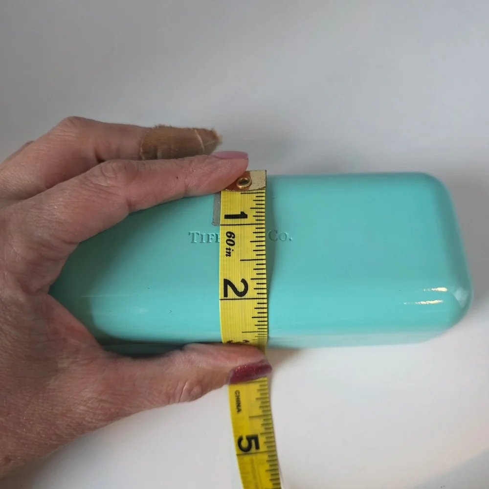 Tiffany & Co. Eyeglass Case Tiffany Blue Hard Shell Logo Clamshell Tan Interior